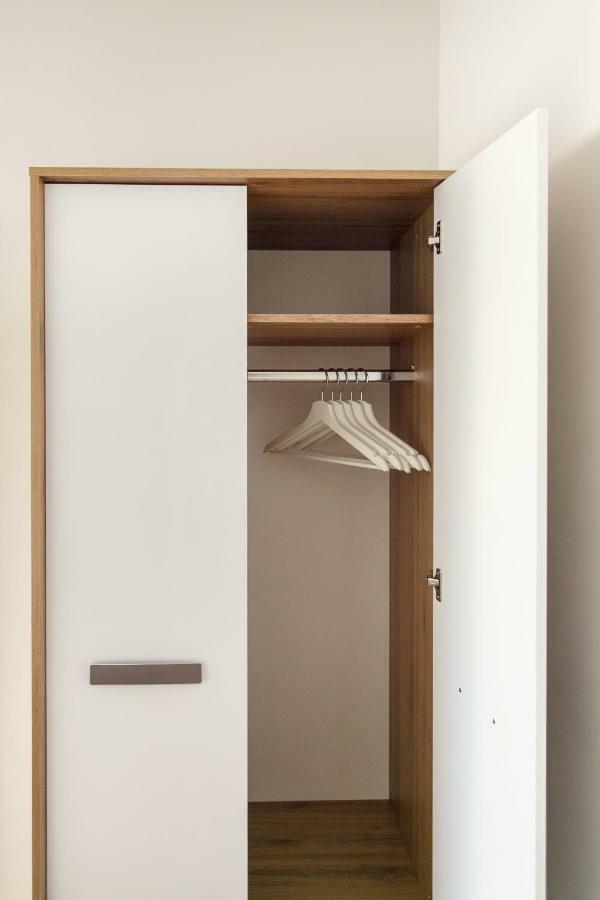#Stayhere 3Bdr Modern & Stylish Apartment - Heart Of Old Town By Houseys Вилнюс Екстериор снимка
