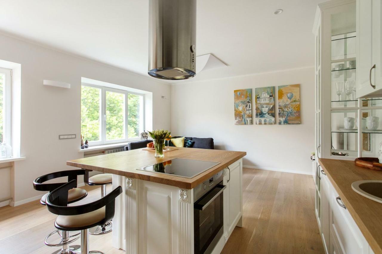 #Stayhere 3Bdr Modern & Stylish Apartment - Heart Of Old Town By Houseys Вилнюс Екстериор снимка